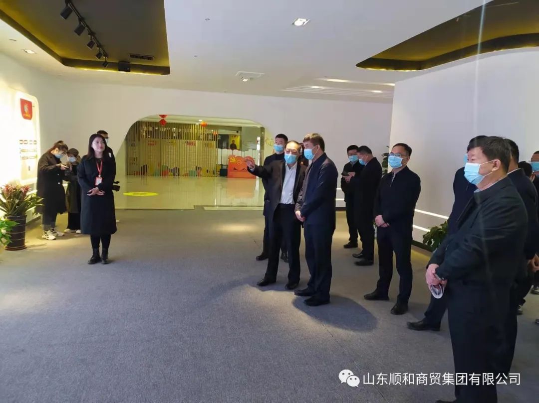 新疆生產(chǎn)建設(shè)兵團(tuán)第七師參觀團(tuán)蒞臨順和直播參觀調(diào)研