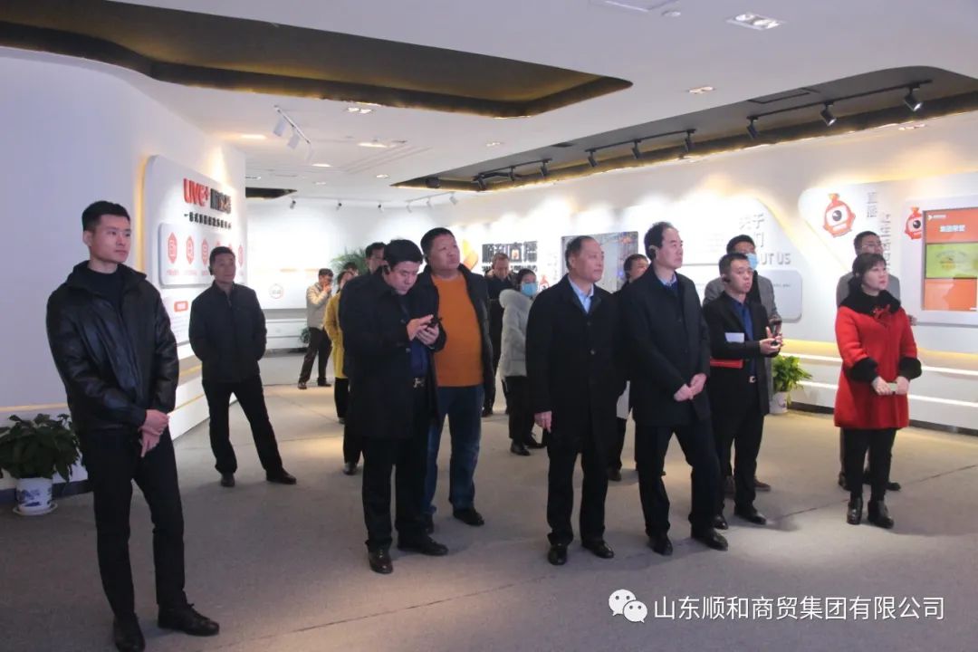 平原縣人大常委會(huì)蒞臨順和直播參觀調(diào)研