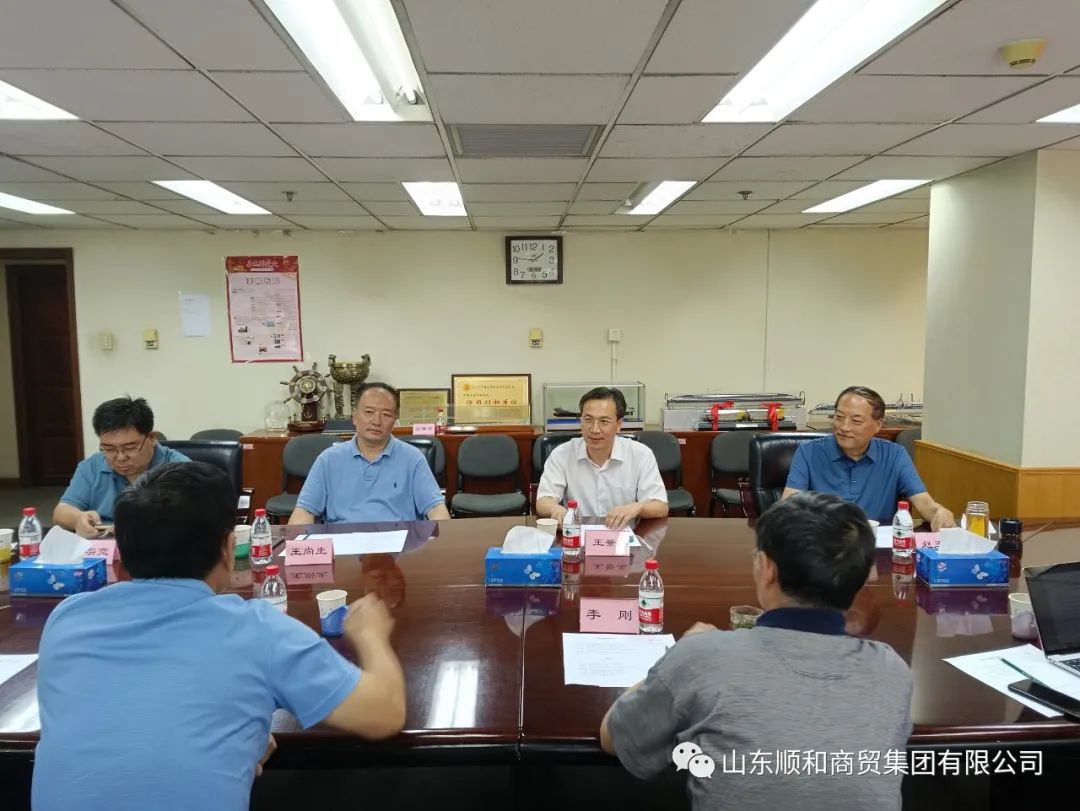 集團(tuán)黨委書記趙玉璽陪同臨沂商城黨工委書記、管委會主任王景美一行到訪中國交通運(yùn)輸協(xié)會