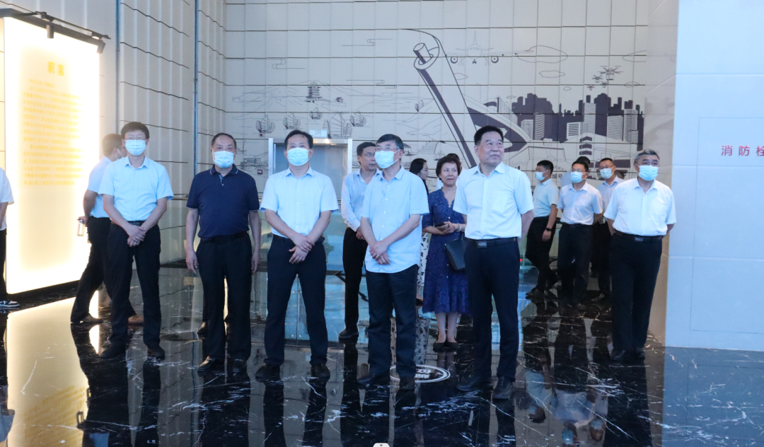 “中國(guó)物流之都”稱號(hào)復(fù)評(píng)專家組一行蒞臨順和集團(tuán)參觀指導(dǎo)