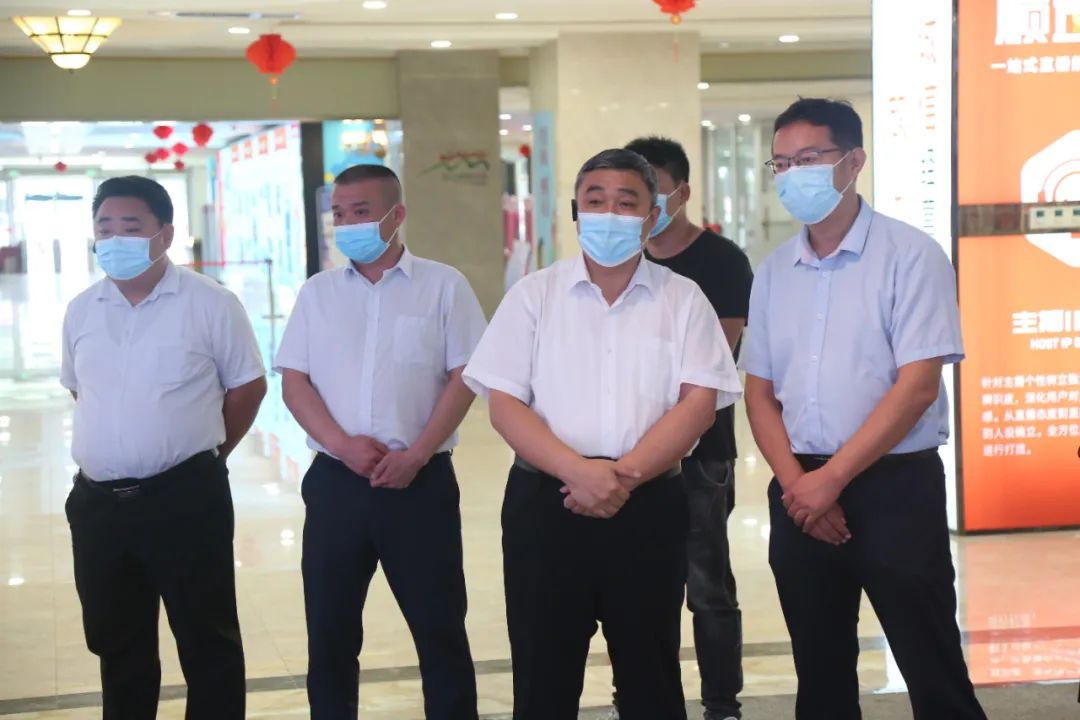 蘭陵縣自然資源和規(guī)劃局黨組書記徐啟飛一行蒞臨順和集團(tuán)參觀調(diào)研