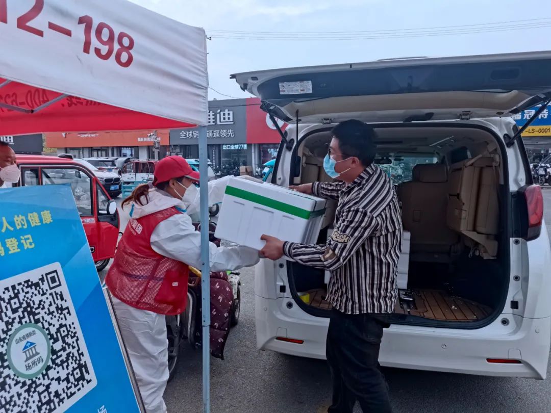 妻子身懷六甲，“準爸爸”堅守防疫一線