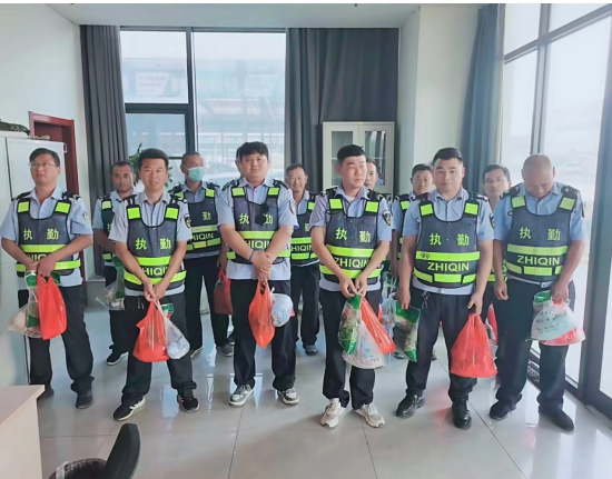 致敬高溫下的堅守，送上最暖心的“清涼”