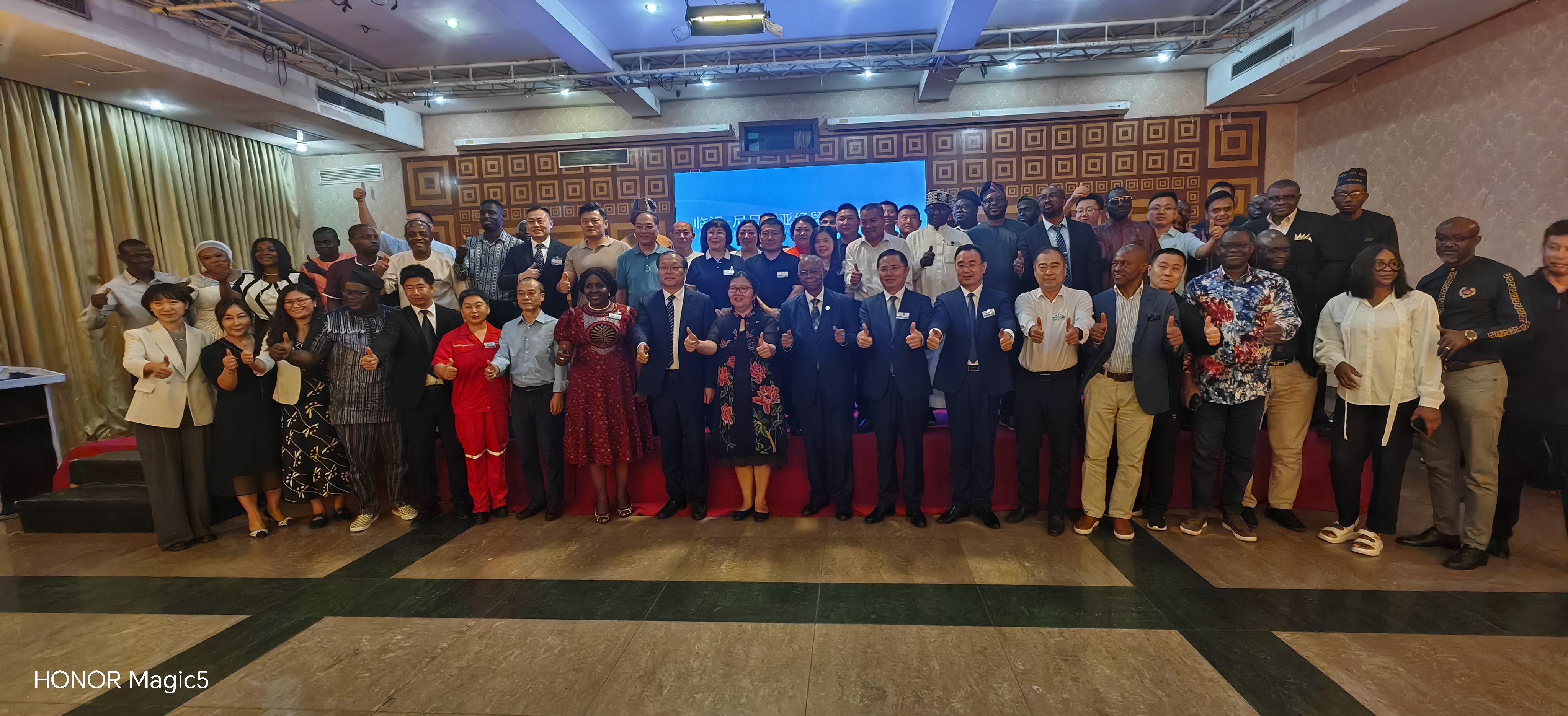 集團黨委書記趙玉璽赴肯尼亞、尼日利亞開展經貿交流