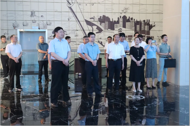 國家發(fā)展改革委經(jīng)濟運行調(diào)節(jié)局一行蒞臨順和國際智慧物流園