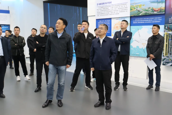 臺州市路橋區(qū)政府副區(qū)長馬青田一行蒞臨順和國際智慧物流園參觀調(diào)研